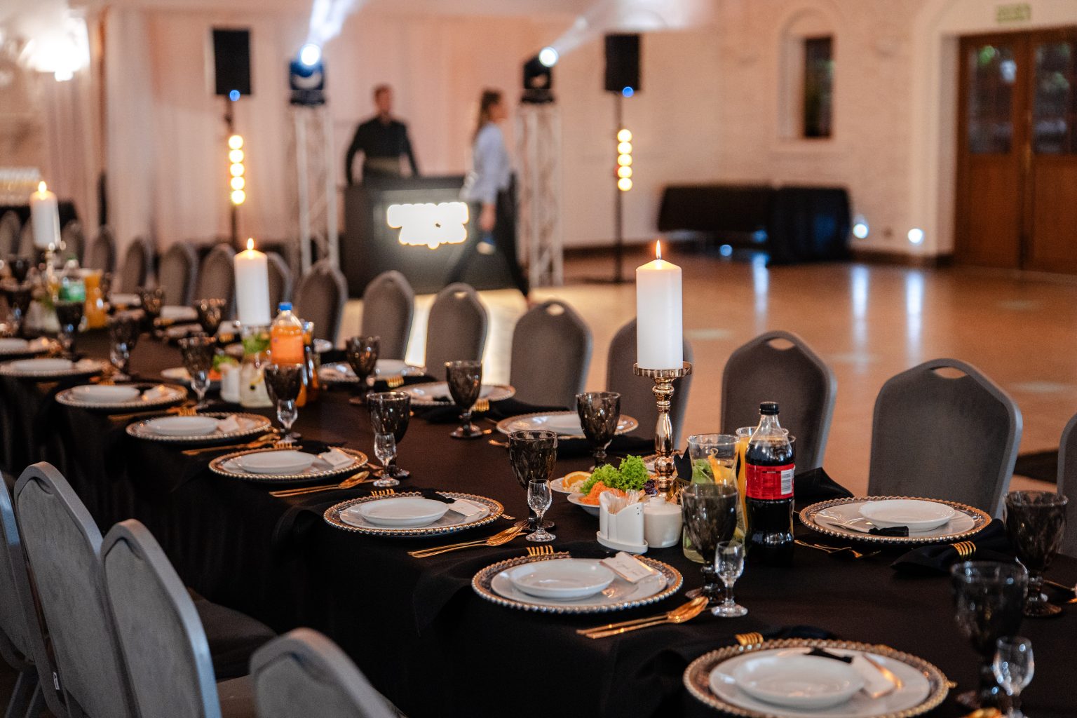 Sala na osiemnastkę w Hotelu Kosmowski – dekoracje urodzinowe