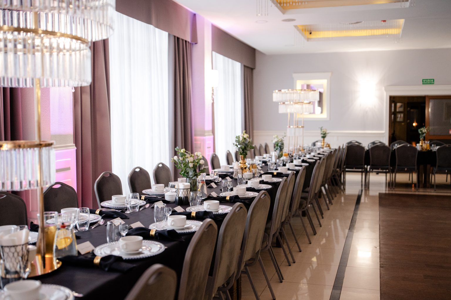 Wyjątkowe chwile w Hotelu Kosmowski – Twoja idealna impreza we Wrześni